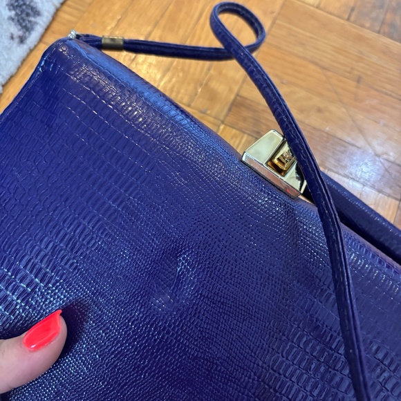 the most amazing purple briefcase / purse with gold accents 80s - Picture 8 of 10